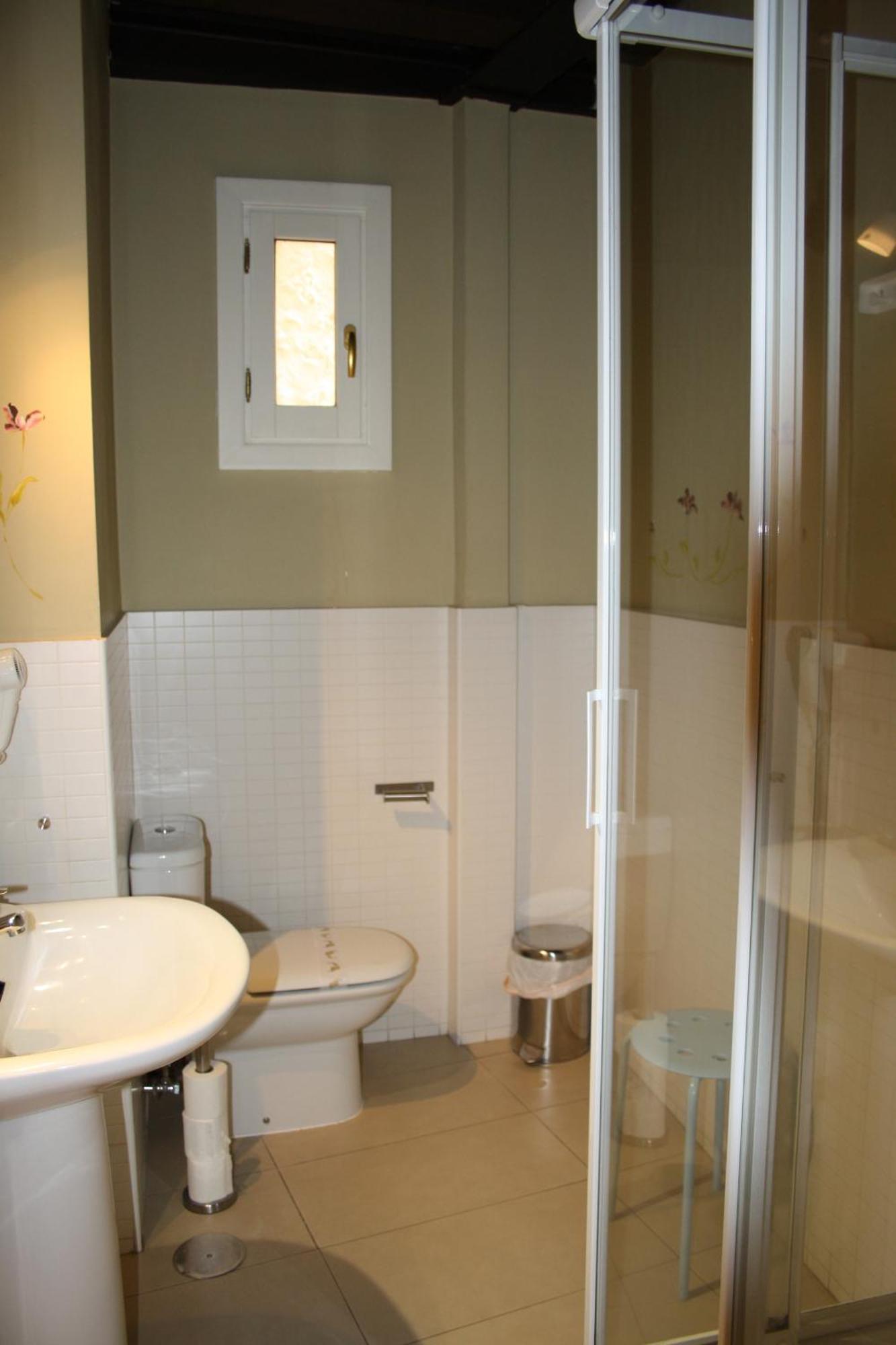 Refitoleria Apartamentos Сеговія Екстер'єр фото